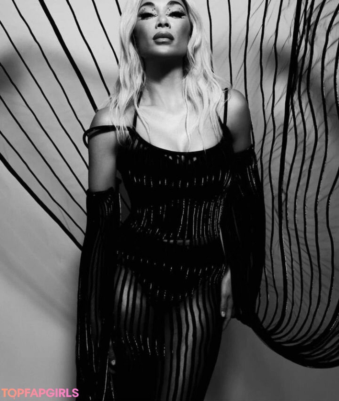 Foto desnuda filtrada de OnlyFans de Nicole Scherzinger #204 Foto desnuda filtrada de OnlyFans de Nicole Scherzinger #204