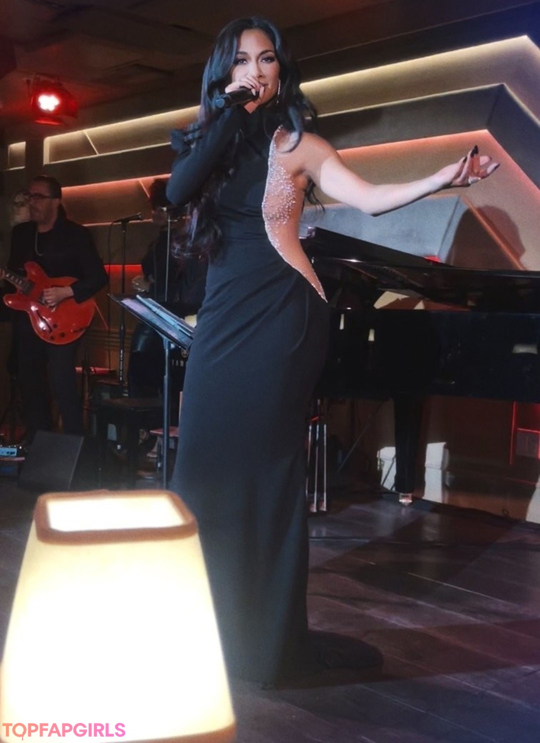 Foto desnuda filtrada de OnlyFans de Nicole Scherzinger #55 Foto desnuda filtrada de OnlyFans de Nicole Scherzinger #55