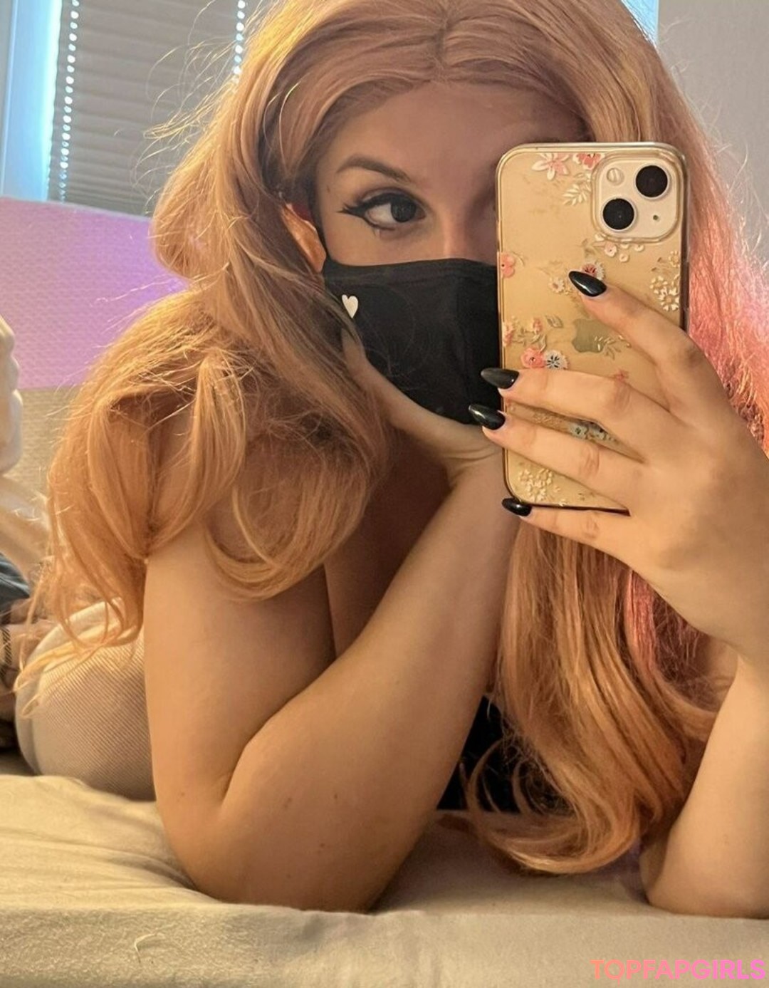 Foto desnuda filtrada de OnlyFans de Aurelia Baker #19 Foto desnuda filtrada de OnlyFans de Aurelia Baker #19