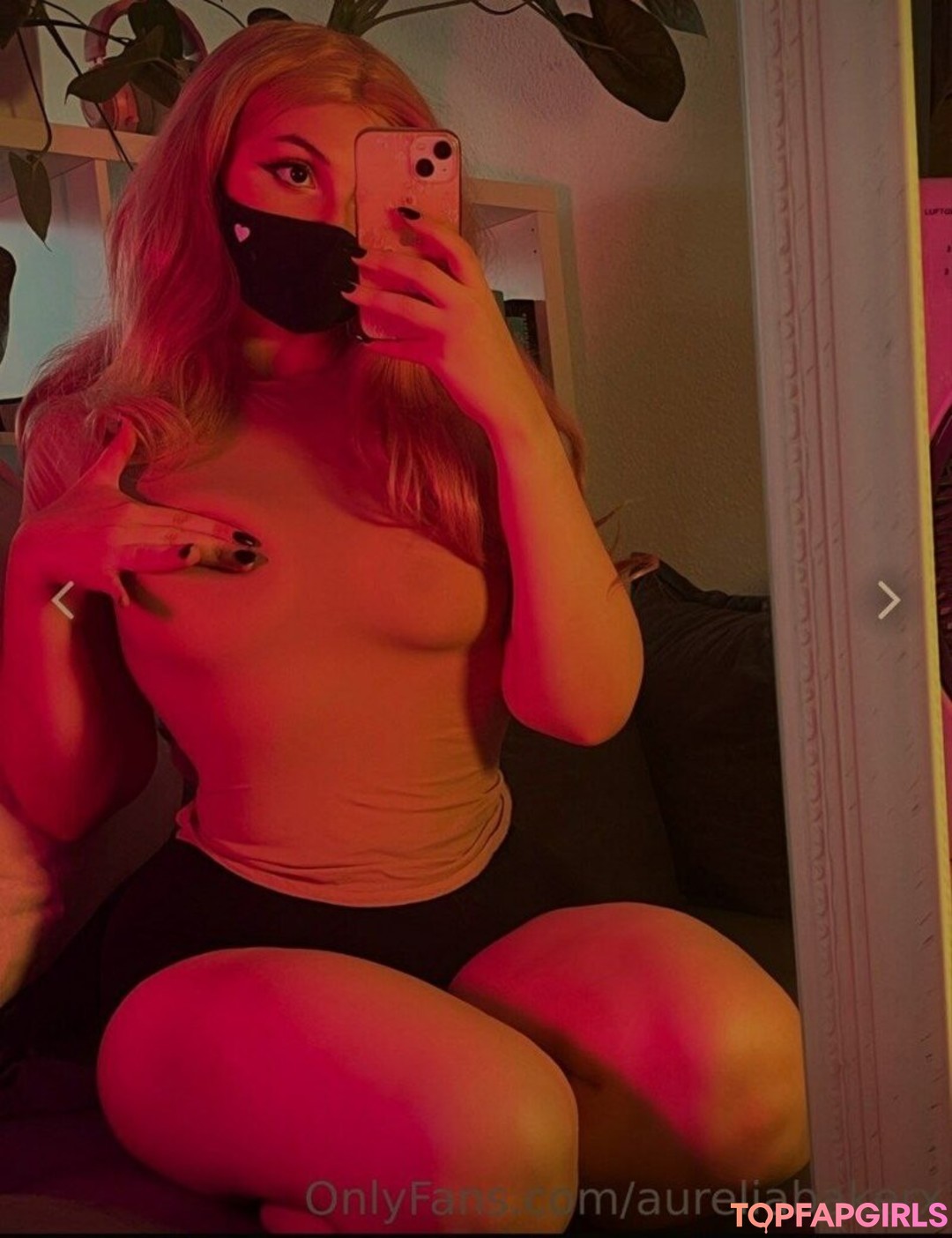 Foto desnuda filtrada de OnlyFans de Aurelia Baker #87 Foto desnuda filtrada de OnlyFans de Aurelia Baker #87
