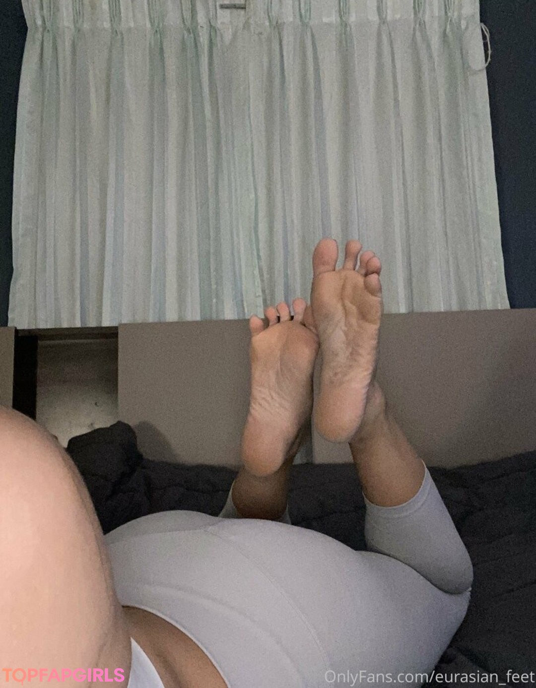 Foto desnuda filtrada de OnlyFans de Eurasianfeet #200 Foto desnuda filtrada de OnlyFans de Eurasianfeet #200