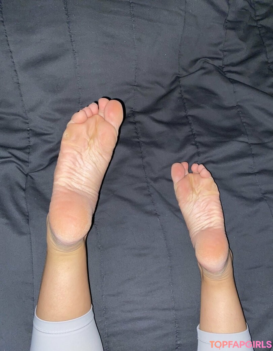 Foto desnuda filtrada de OnlyFans de Eurasianfeet #224 Foto desnuda filtrada de OnlyFans de Eurasianfeet #224