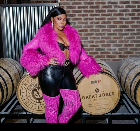 Foto desnuda filtrada de OnlyFans de Ashanti