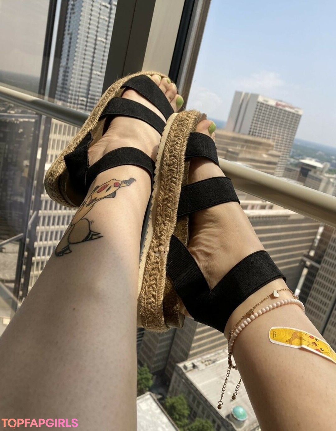 Foto desnuda filtrada de OnlyFans de Uncanny Megan #334 Foto desnuda filtrada de OnlyFans de Uncanny Megan #334