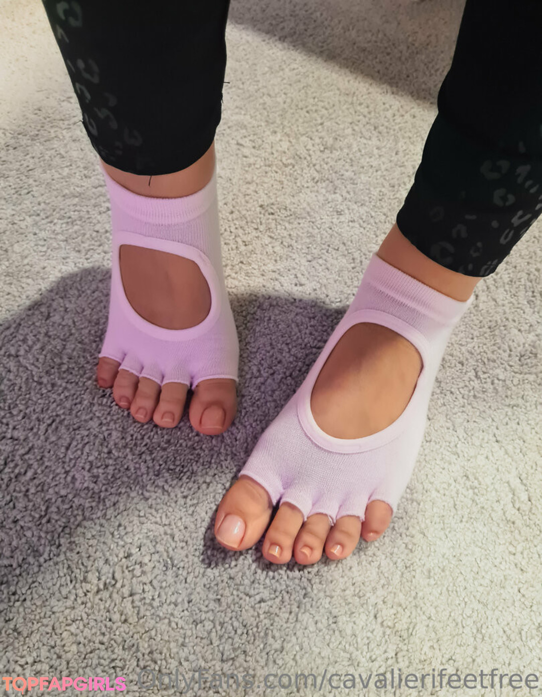 Foto desnuda filtrada de OnlyFans de Cavalierifeetfree #115 Foto desnuda filtrada de OnlyFans de Cavalierifeetfree #115