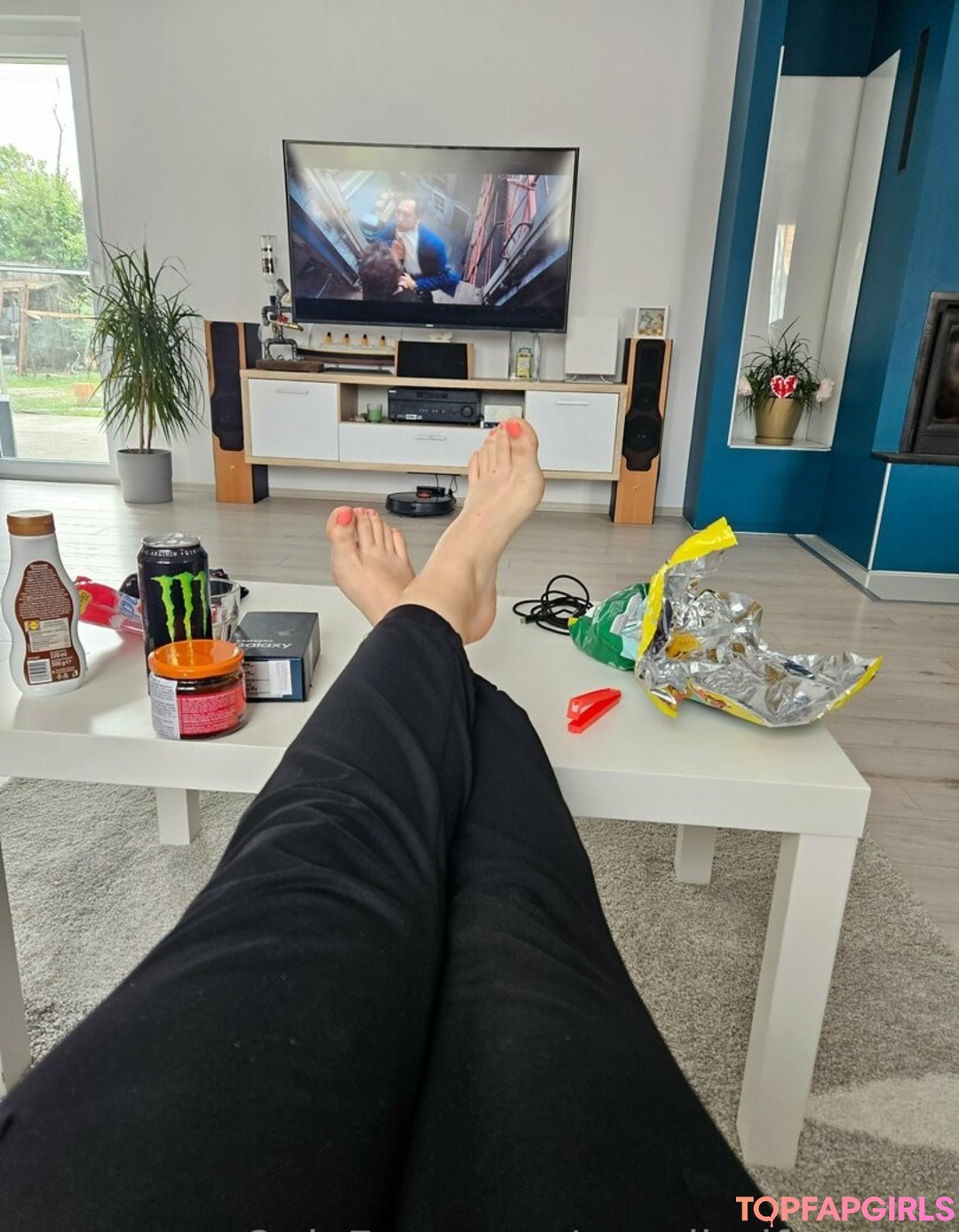 Foto desnuda filtrada de OnlyFans de Cavalierifeetfree #53 Foto desnuda filtrada de OnlyFans de Cavalierifeetfree #53