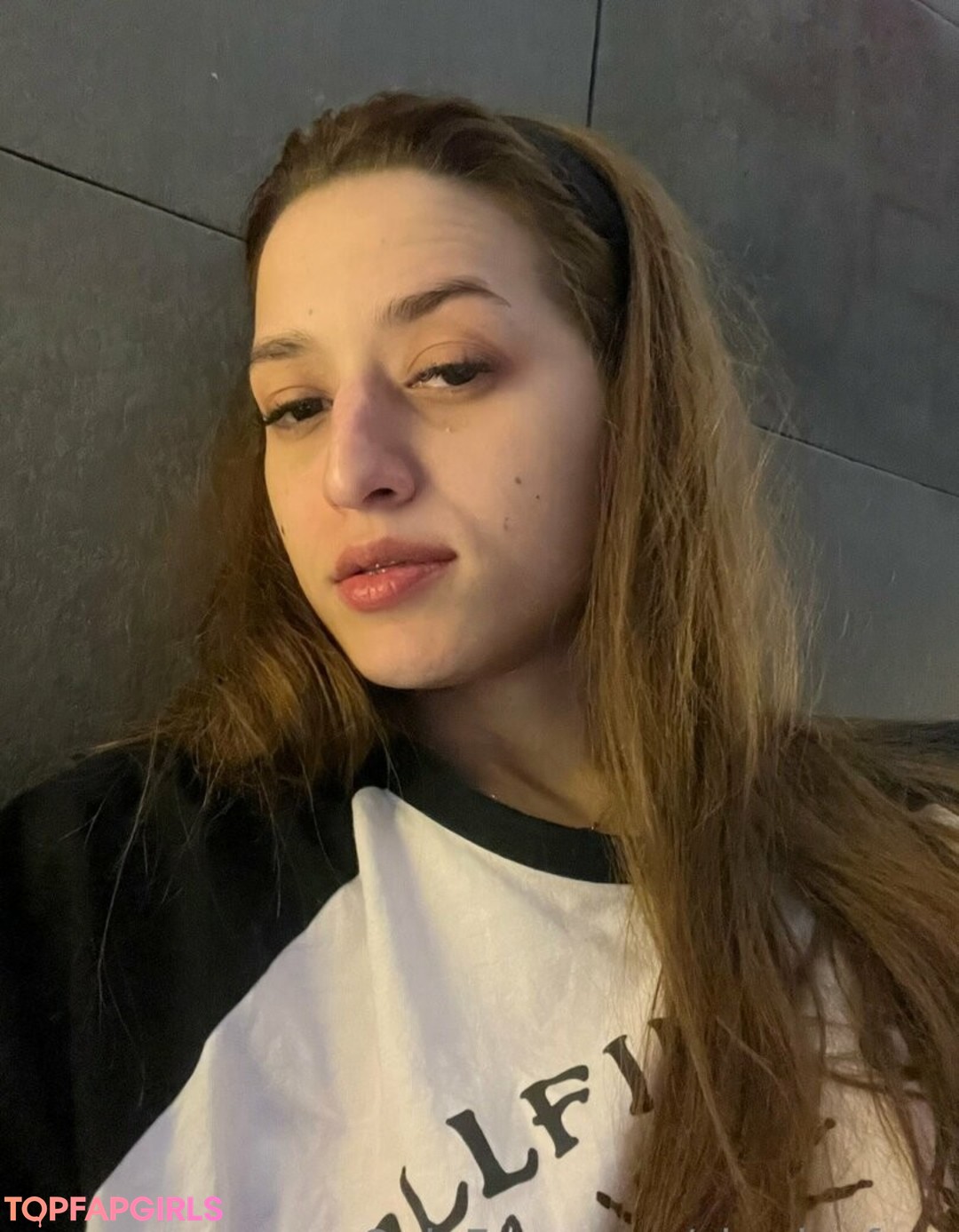 Foto desnuda filtrada de OnlyFans de Charleyfree #18 Foto desnuda filtrada de OnlyFans de Charleyfree #18