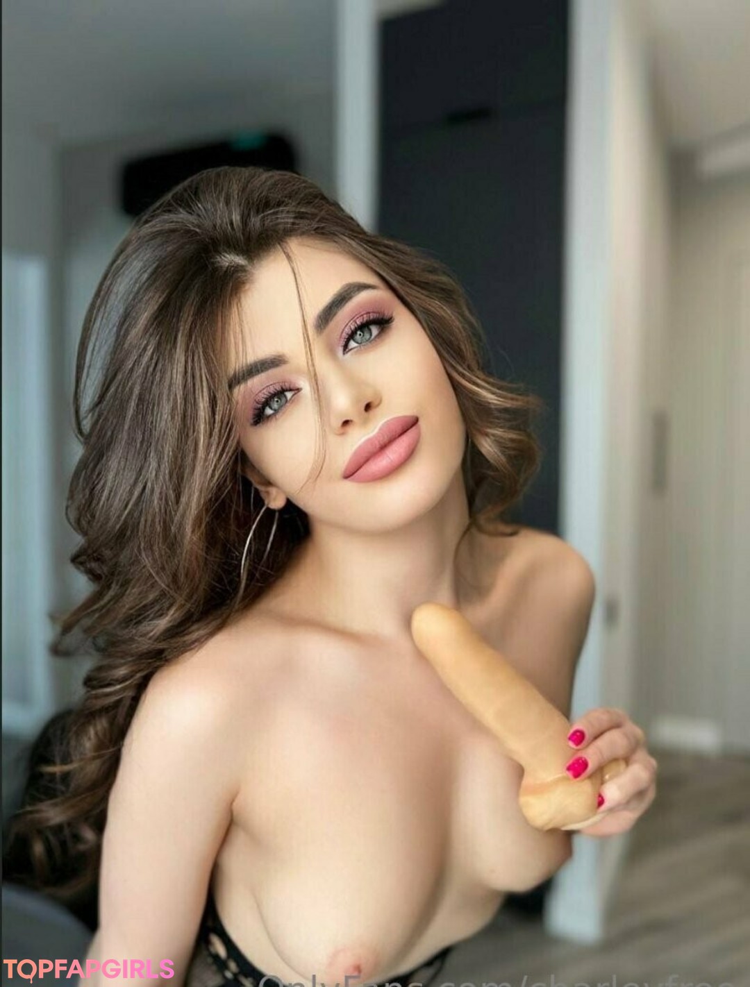 Foto desnuda filtrada de OnlyFans de Charleyfree #273 Foto desnuda filtrada de OnlyFans de Charleyfree #273