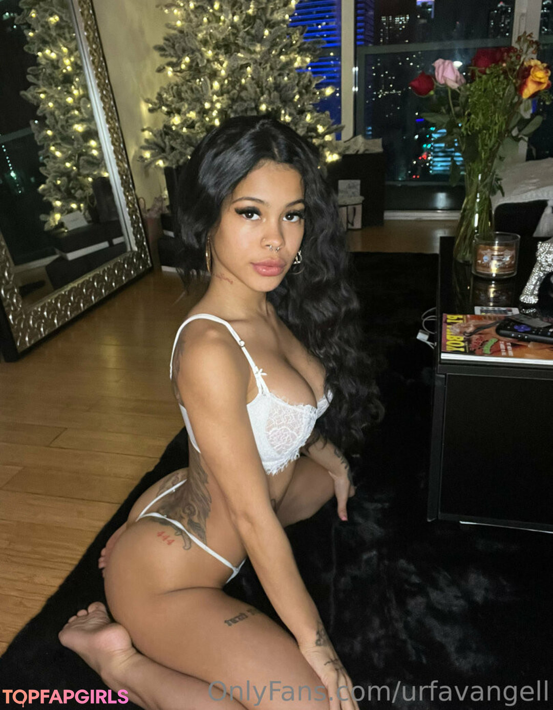 Foto desnuda filtrada de OnlyFans de Urfavangell #125 Foto desnuda filtrada de OnlyFans de Urfavangell #125