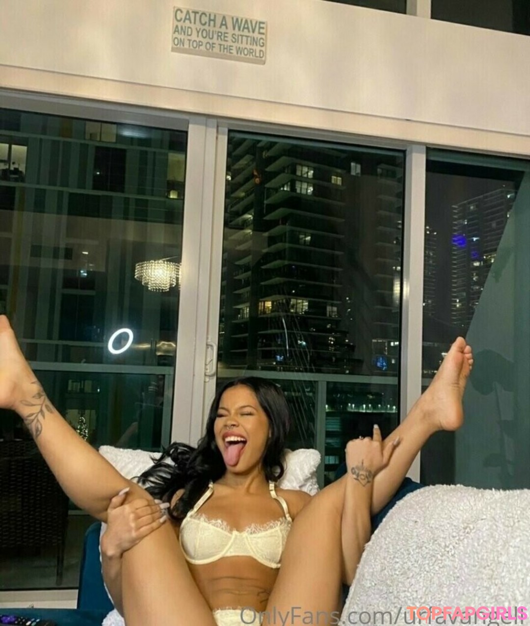 Foto desnuda filtrada de OnlyFans de Urfavangell #7 Foto desnuda filtrada de OnlyFans de Urfavangell #7