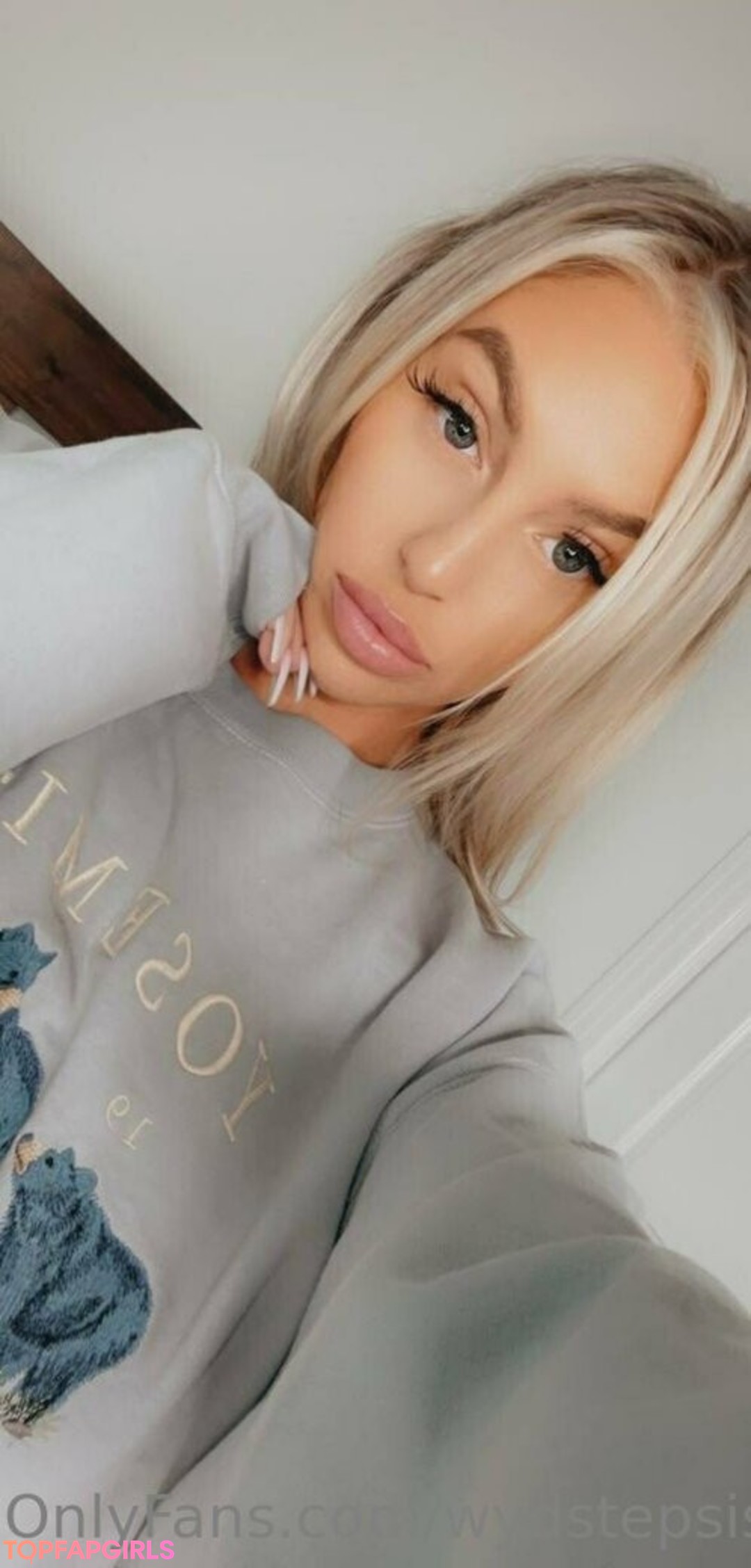 Foto desnuda filtrada de OnlyFans de Wydstepsissy #218 Foto desnuda filtrada de OnlyFans de Wydstepsissy #218