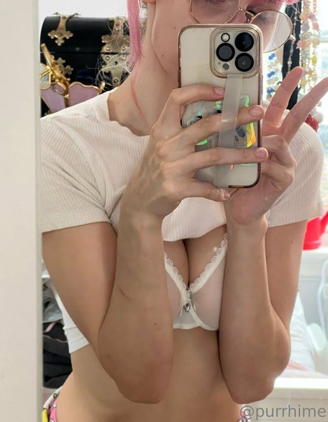 Foto desnuda filtrada de OnlyFans de Purrhime