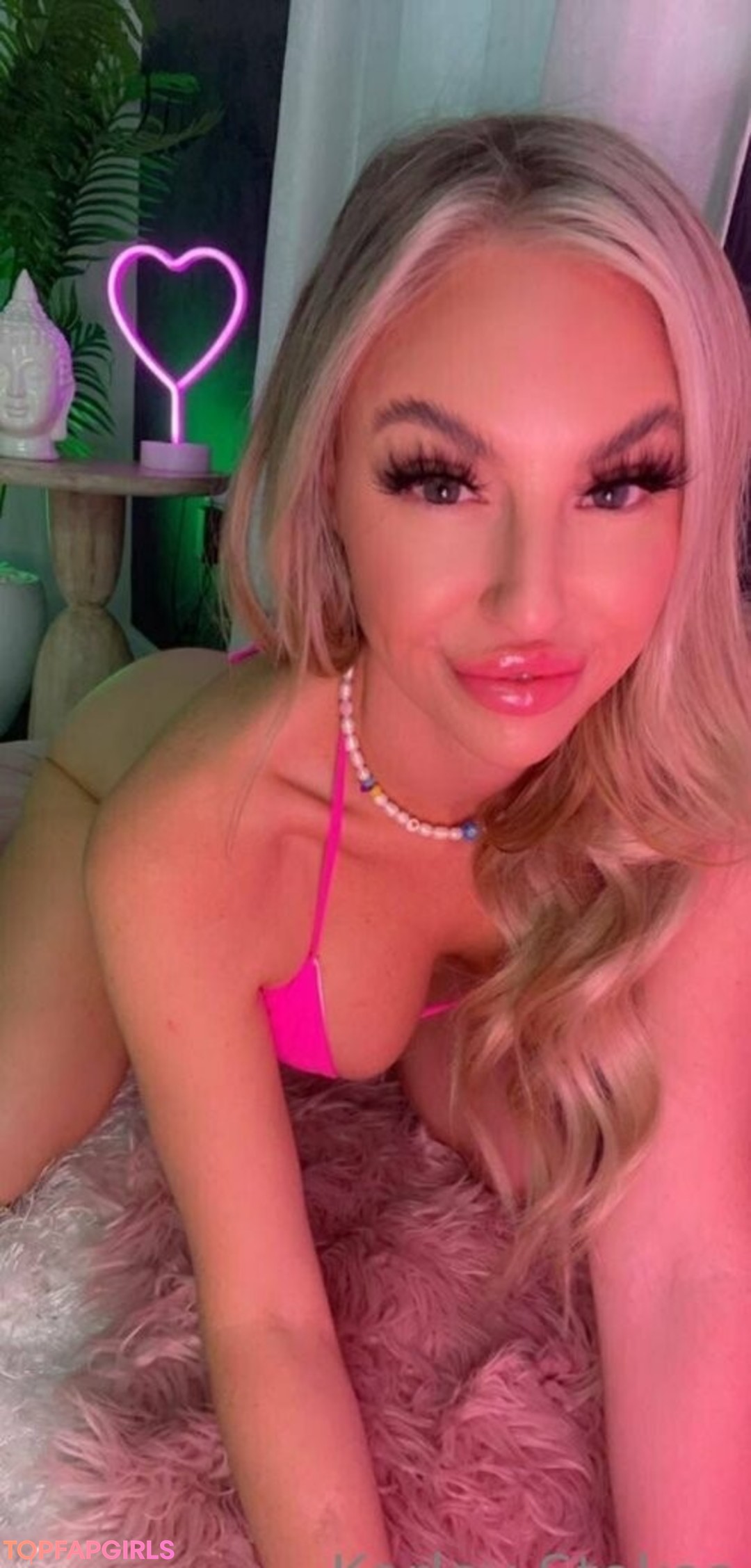 Foto desnuda filtrada de OnlyFans de Karleystokes #675 Foto desnuda filtrada de OnlyFans de Karleystokes #675