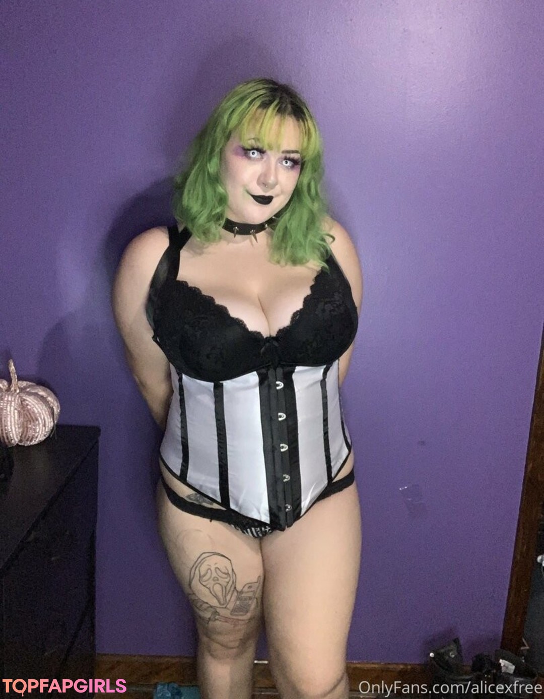 Foto desnuda filtrada de OnlyFans de Alicexfree #37 Foto desnuda filtrada de OnlyFans de Alicexfree #37