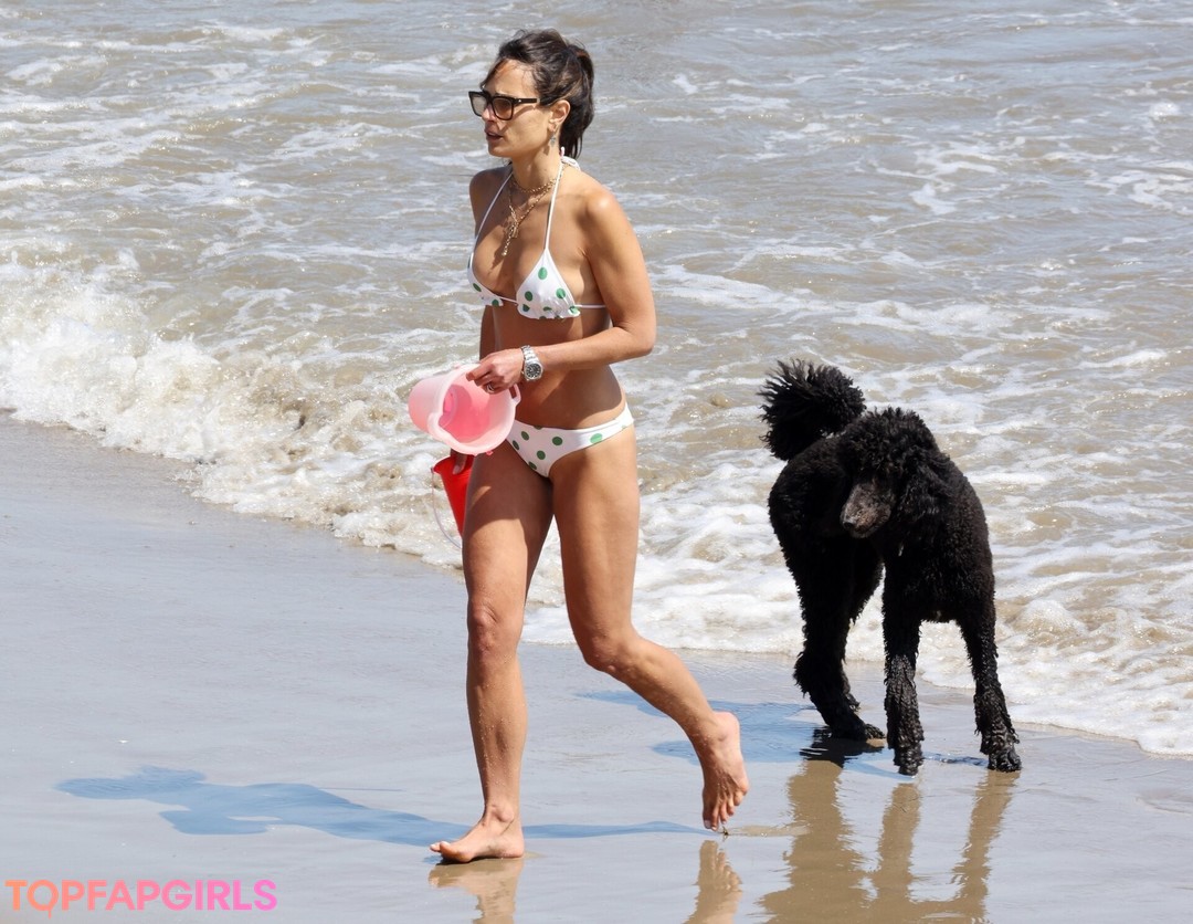 Foto desnuda filtrada de OnlyFans de Jordana Brewster #127 Foto desnuda filtrada de OnlyFans de Jordana Brewster #127