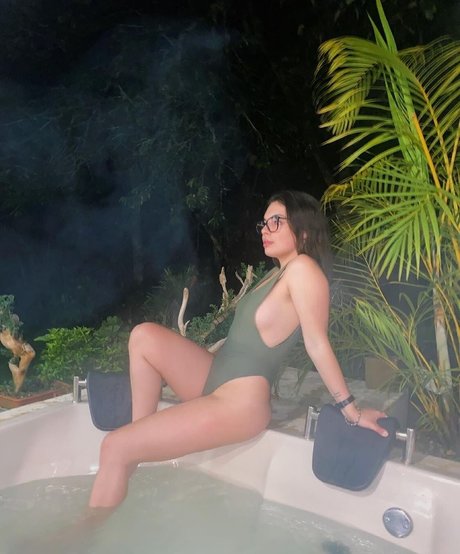 Foto desnuda filtrada de OnlyFans de Isabella Gomez