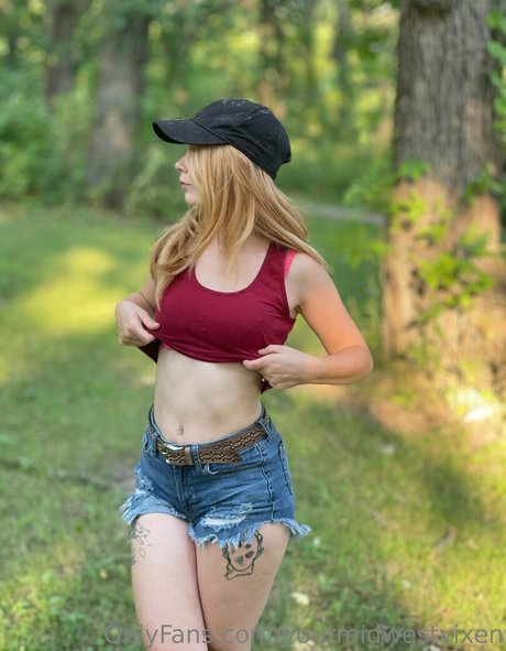 Yourmidwestvixen