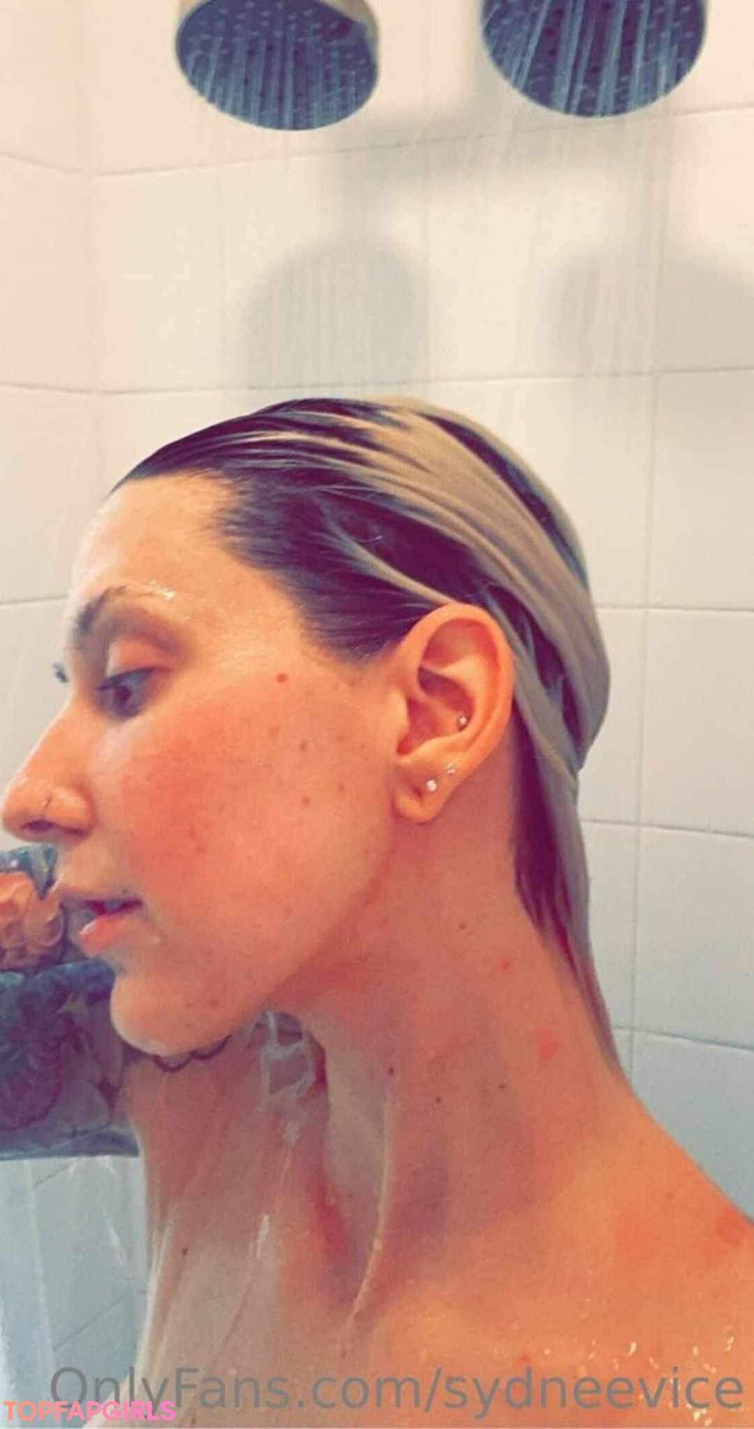 Foto desnuda filtrada de OnlyFans de Sydneevice #33 Foto desnuda filtrada de OnlyFans de Sydneevice #33
