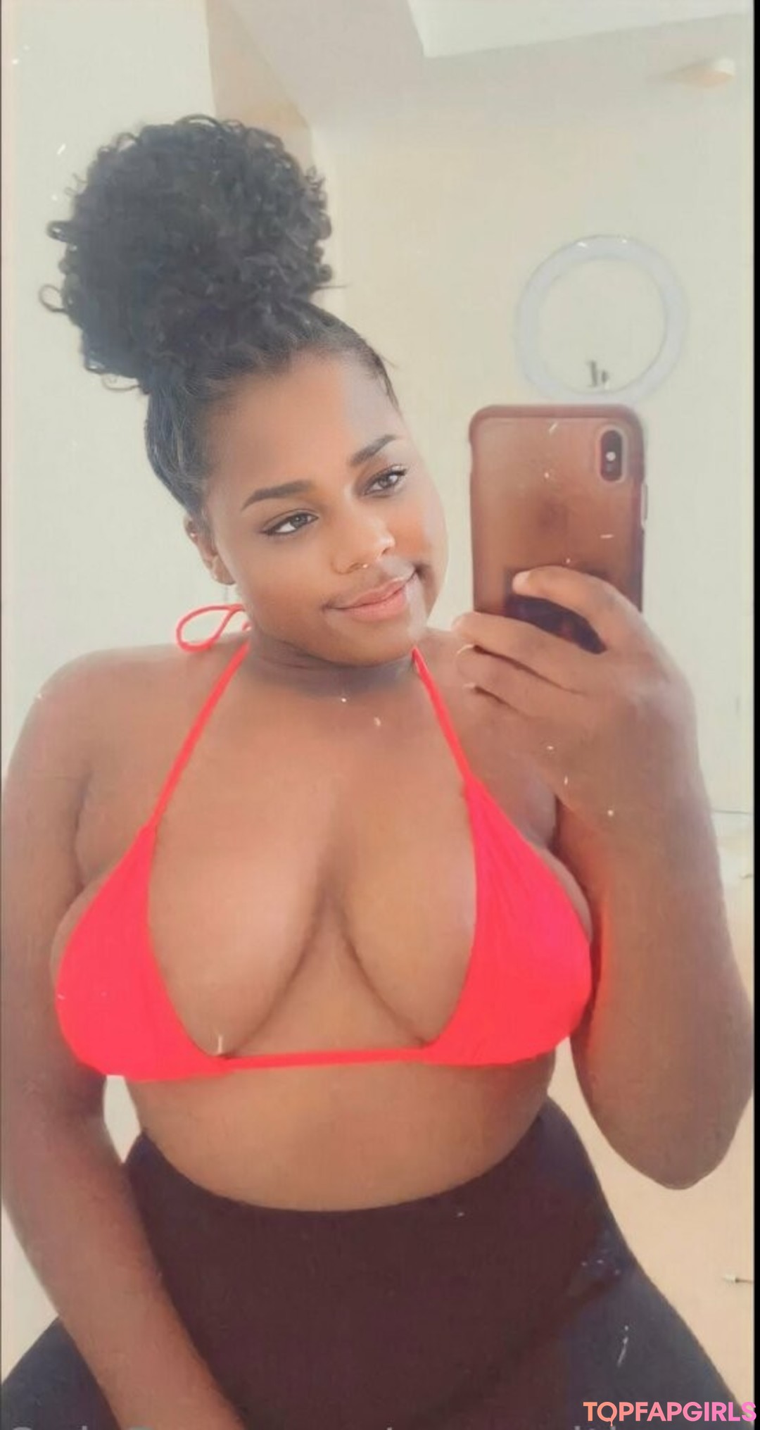 Foto desnuda filtrada de OnlyFans de Asmrwithnaomi #4 Foto desnuda filtrada de OnlyFans de Asmrwithnaomi #4