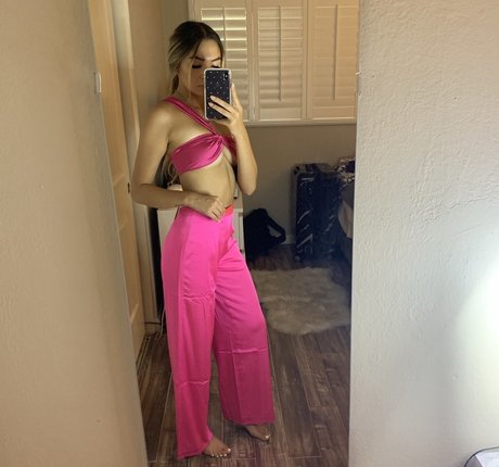 Foto desnuda filtrada de OnlyFans de Lara Fraser