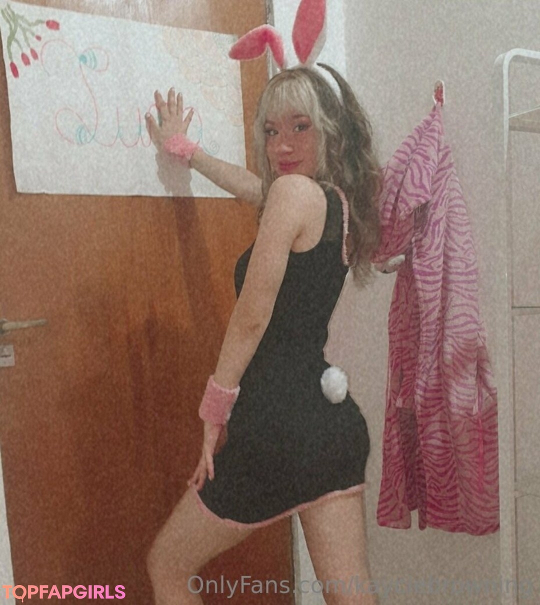 Foto desnuda filtrada de OnlyFans de Kayciebrowning #3 Foto desnuda filtrada de OnlyFans de Kayciebrowning #3