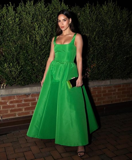 Adria Arjona