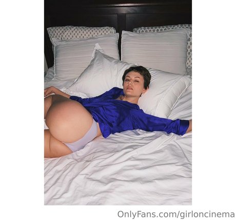 Foto desnuda filtrada de OnlyFans de Girl On Cinema