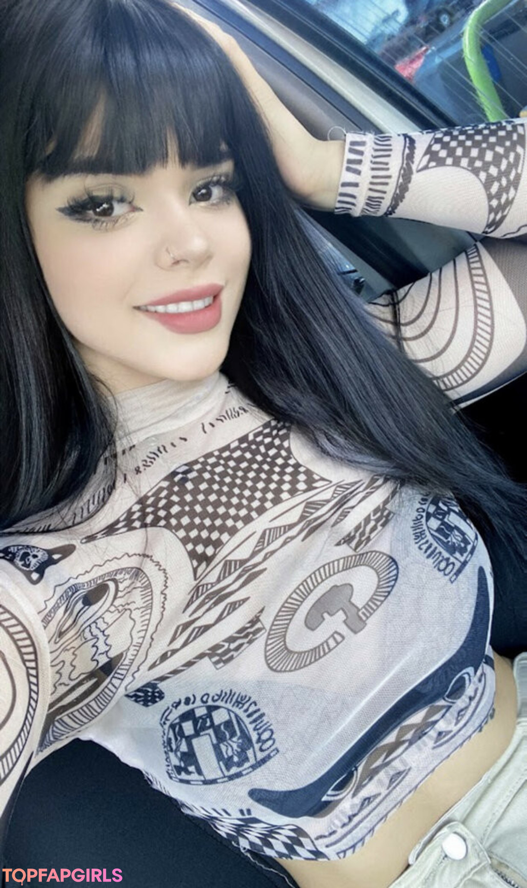 Foto desnuda filtrada de OnlyFans de Chxrryxblossom #406 Foto desnuda filtrada de OnlyFans de Chxrryxblossom #406