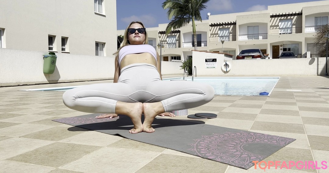 Foto desnuda filtrada de OnlyFans de Flexible Beauties #558 Foto desnuda filtrada de OnlyFans de Flexible Beauties #558