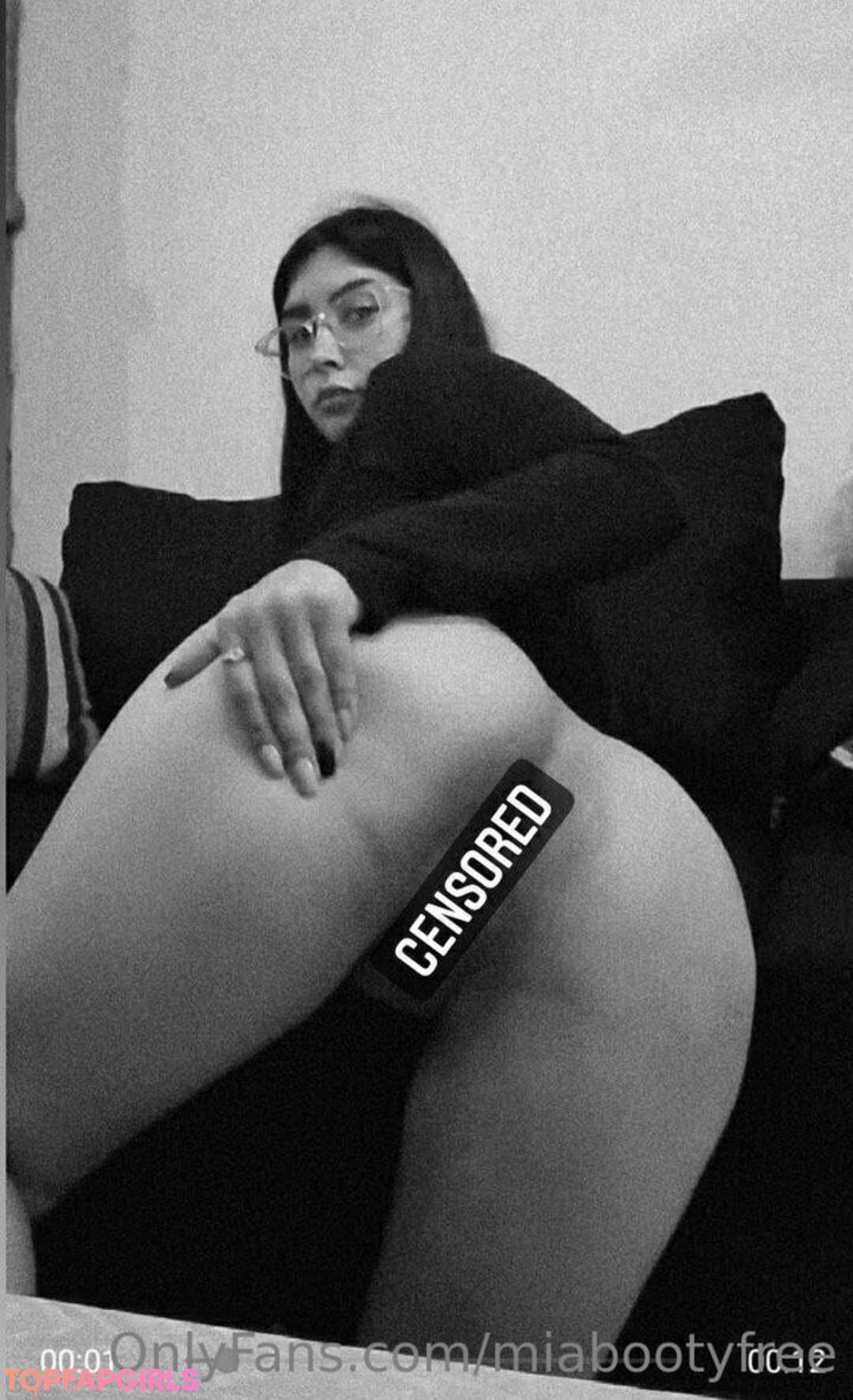 Foto desnuda filtrada de OnlyFans de Miabootyfree #19 Foto desnuda filtrada de OnlyFans de Miabootyfree #19