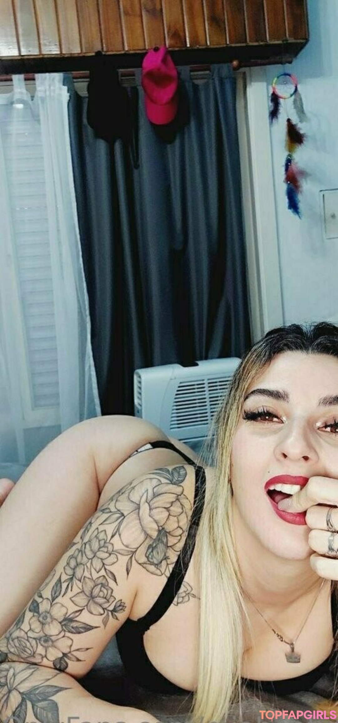 Foto desnuda filtrada de OnlyFans de Miabootyfree #672 Foto desnuda filtrada de OnlyFans de Miabootyfree #672