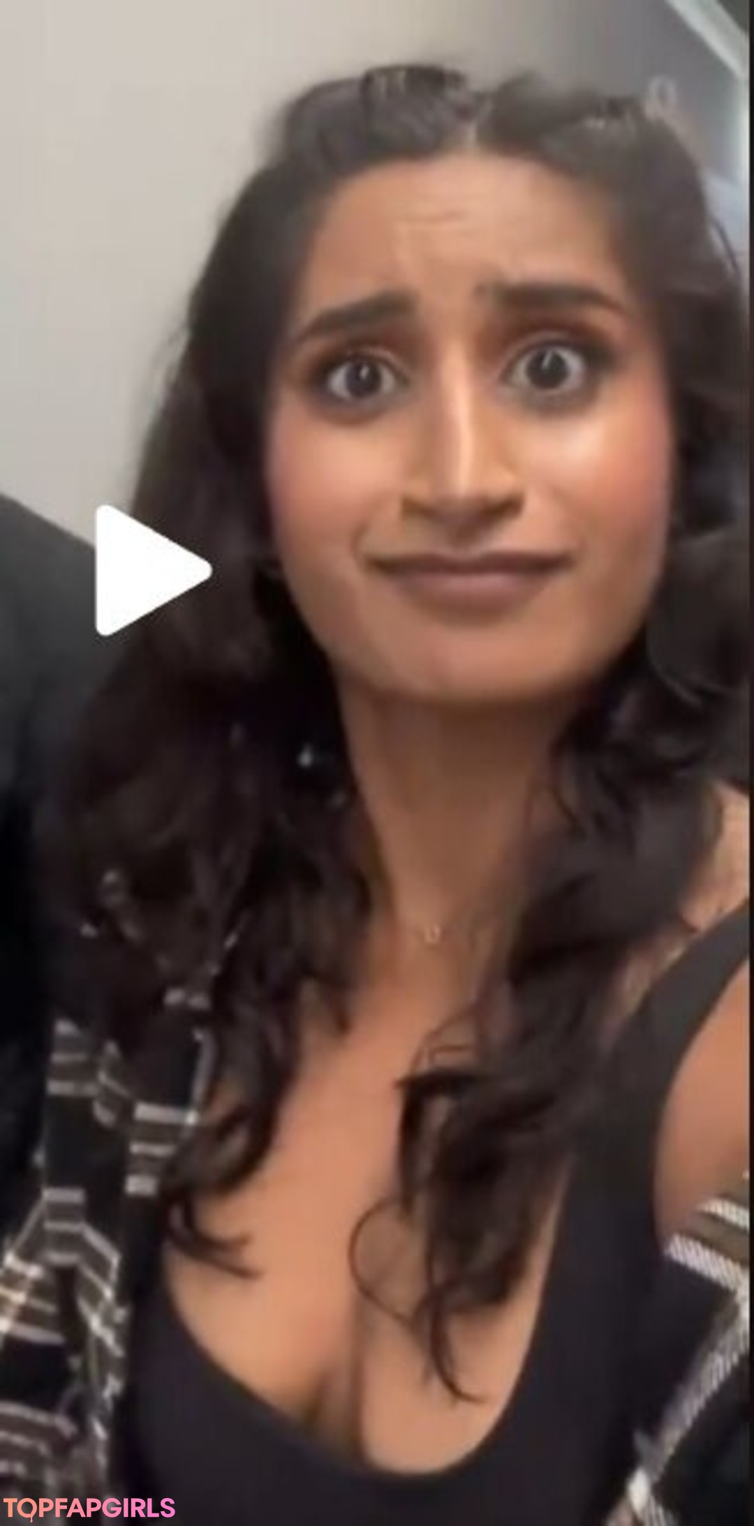 Foto desnuda filtrada de OnlyFans de Arasha Lalani #4 Foto desnuda filtrada de OnlyFans de Arasha Lalani #4