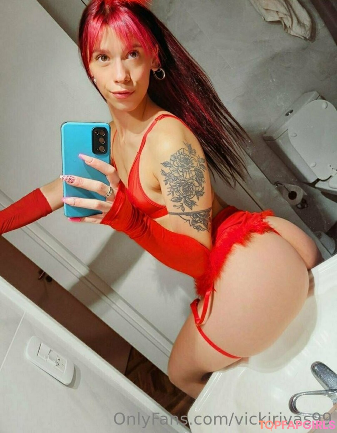 Foto desnuda filtrada de OnlyFans de Vickirivas99 #213 Foto desnuda filtrada de OnlyFans de Vickirivas99 #213