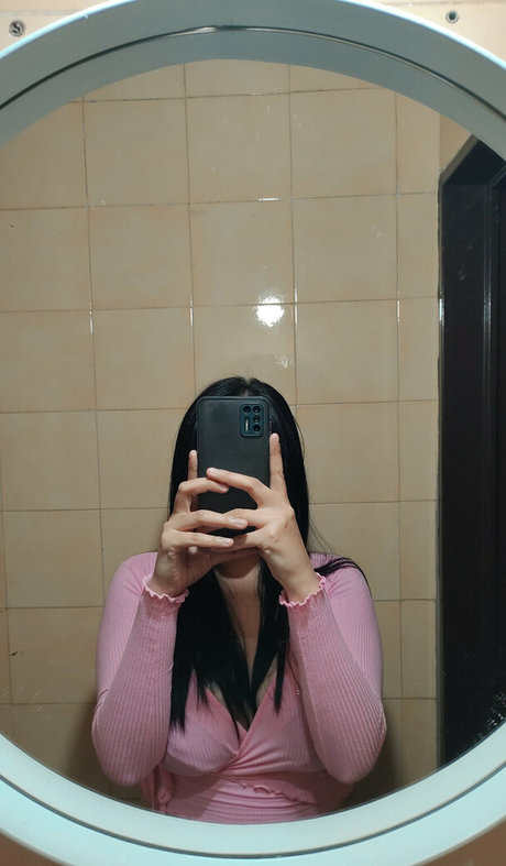 Foto desnuda filtrada de OnlyFans de Vickirivas99
