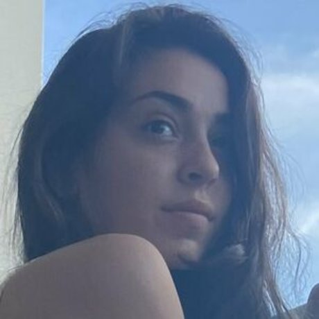 Foto desnuda filtrada de OnlyFans de Mirandahmariefree
