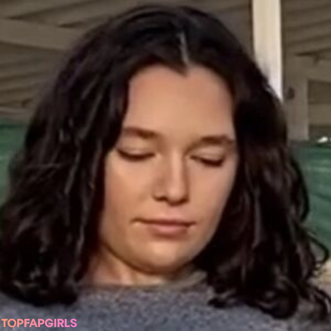 Foto desnuda filtrada de OnlyFans de Mirra Chubarova #7 Foto desnuda filtrada de OnlyFans de Mirra Chubarova #7