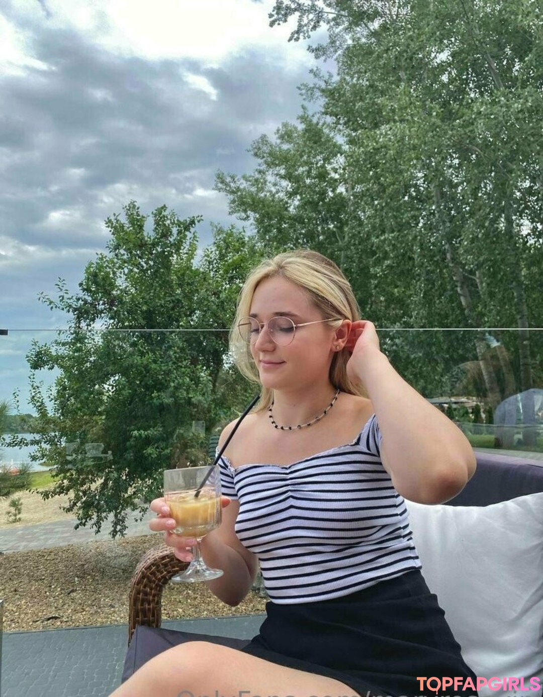 Foto desnuda filtrada de OnlyFans de Maryrosevip #37 Foto desnuda filtrada de OnlyFans de Maryrosevip #37