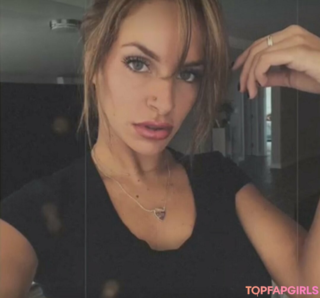 Foto desnuda filtrada de OnlyFans de Kimmygrangerxxx #281 Foto desnuda filtrada de OnlyFans de Kimmygrangerxxx #281