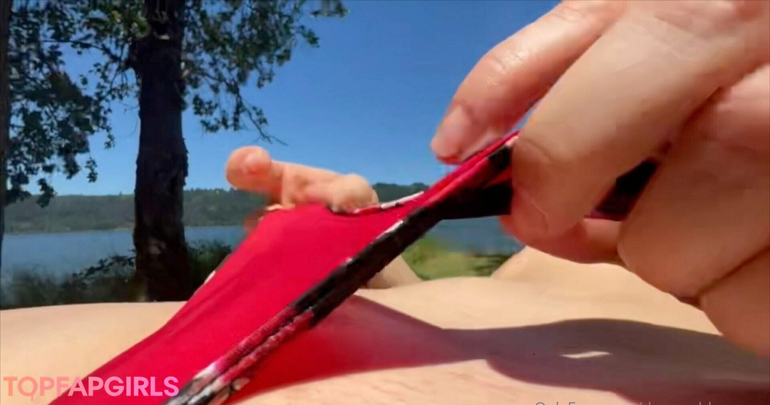 Foto desnuda filtrada de OnlyFans de Deargoddesssara #161 Foto desnuda filtrada de OnlyFans de Deargoddesssara #161