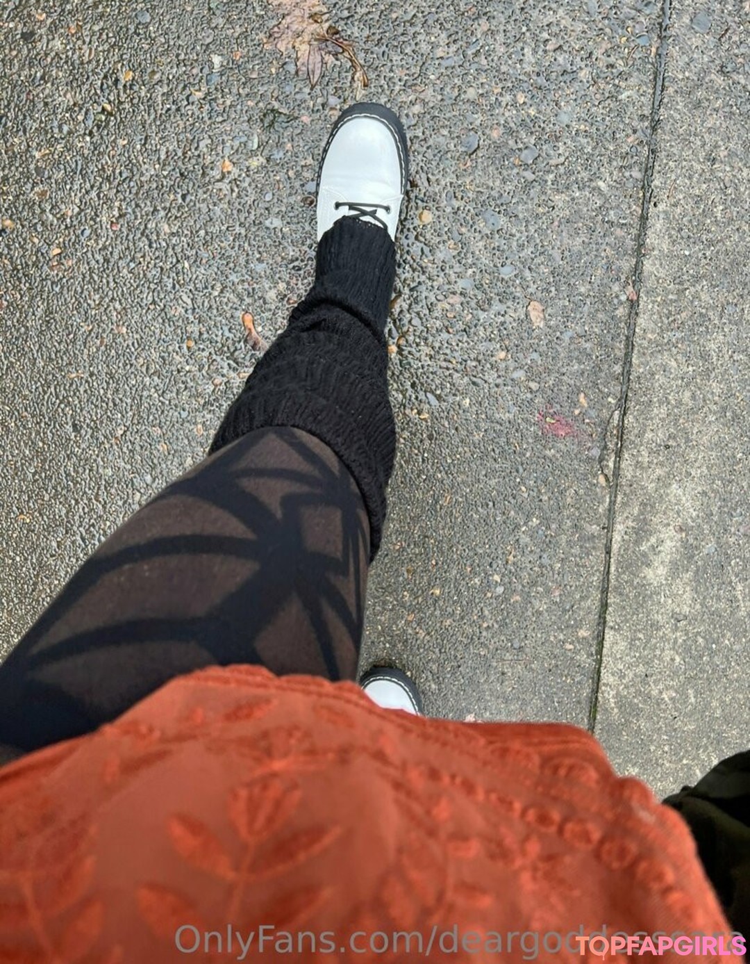 Foto desnuda filtrada de OnlyFans de Deargoddesssara #210 Foto desnuda filtrada de OnlyFans de Deargoddesssara #210