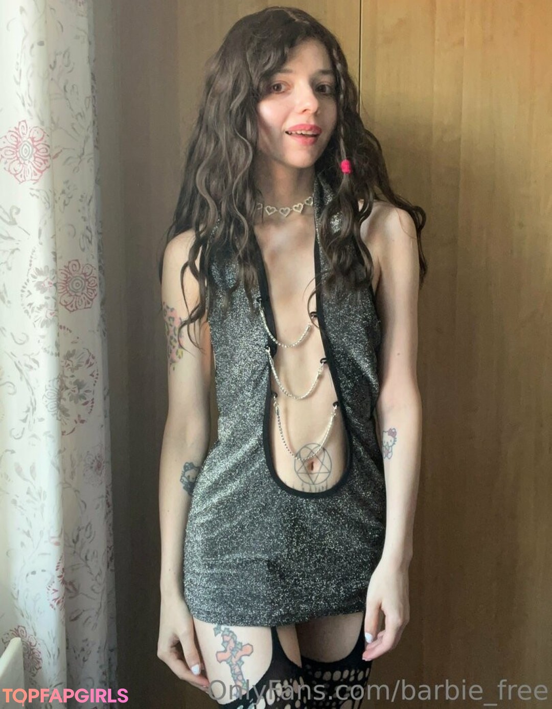 Foto desnuda filtrada de OnlyFans de Barbiefree #141 Foto desnuda filtrada de OnlyFans de Barbiefree #141