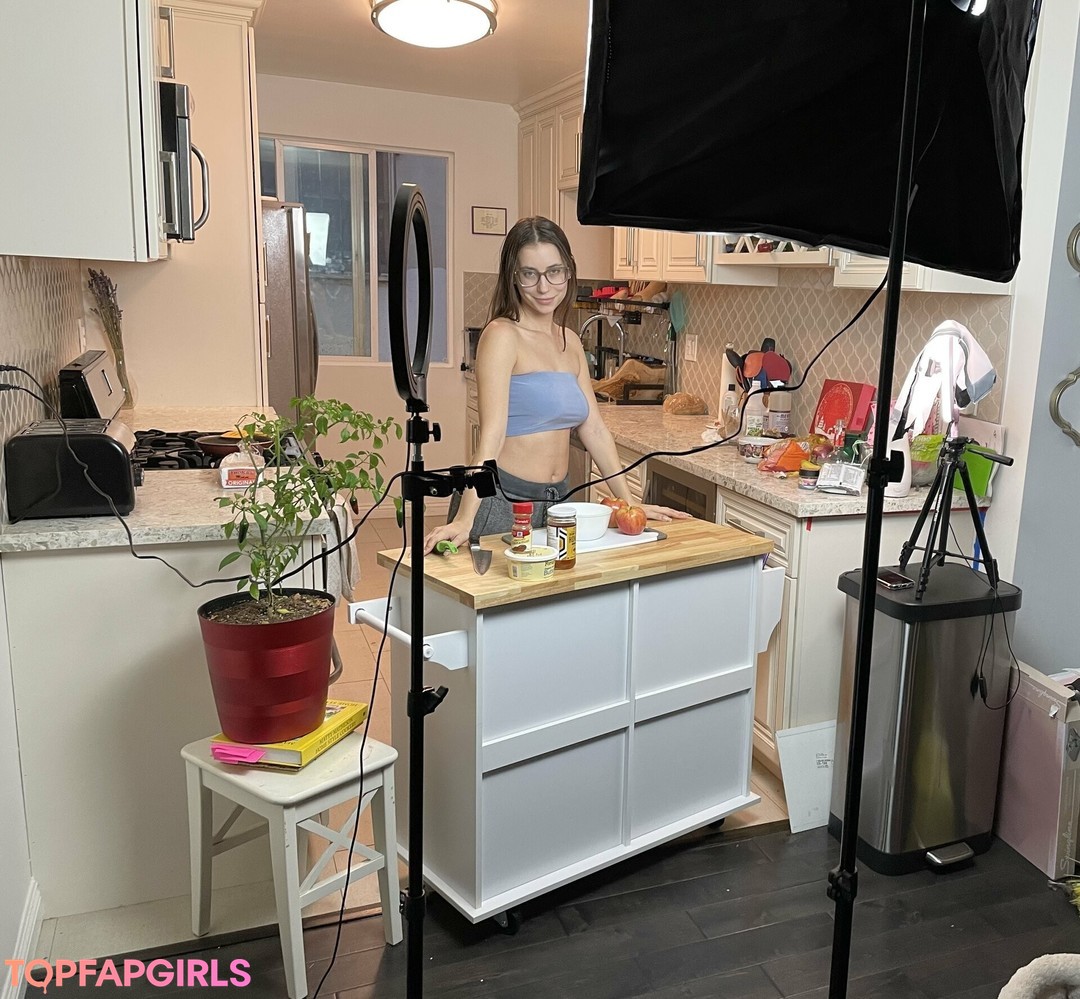 Foto desnuda filtrada de OnlyFans de Eatwithmars #365 Foto desnuda filtrada de OnlyFans de Eatwithmars #365