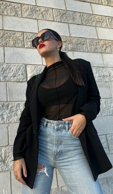 Rosario Matew