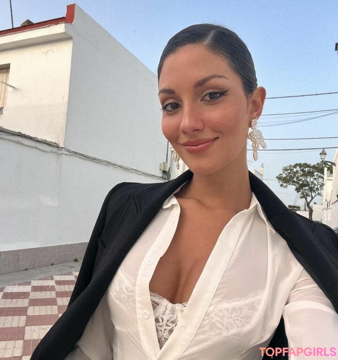 Foto desnuda filtrada de OnlyFans de Tania Medina #129 Foto desnuda filtrada de OnlyFans de Tania Medina #129