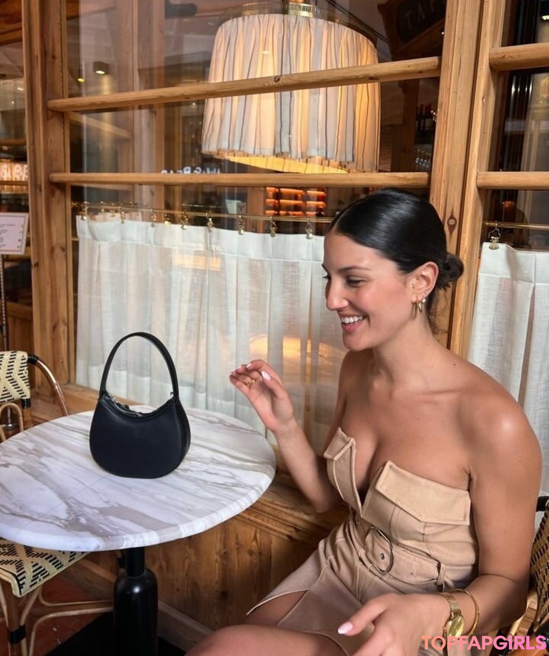 Foto desnuda filtrada de OnlyFans de Tania Medina #156 Foto desnuda filtrada de OnlyFans de Tania Medina #156