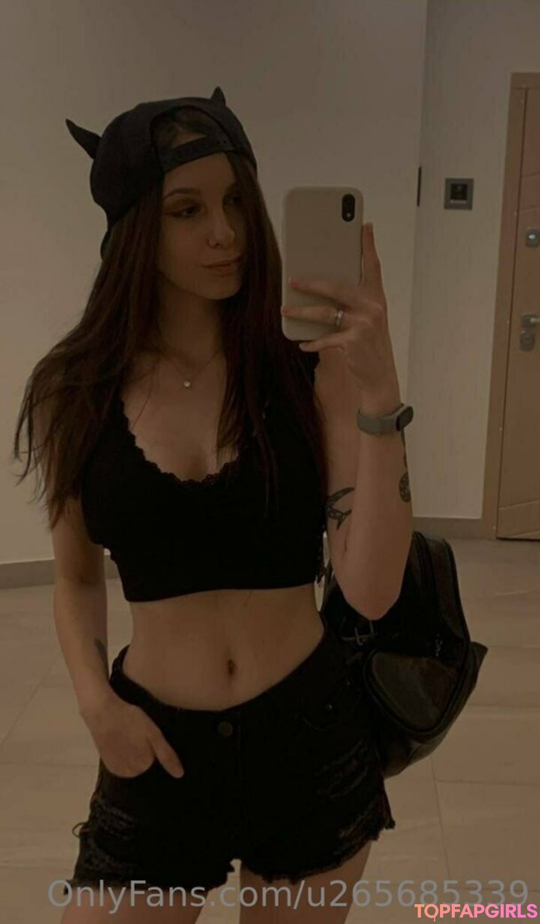 Foto desnuda filtrada de OnlyFans de Pinacoladaofficial #2 Foto desnuda filtrada de OnlyFans de Pinacoladaofficial #2