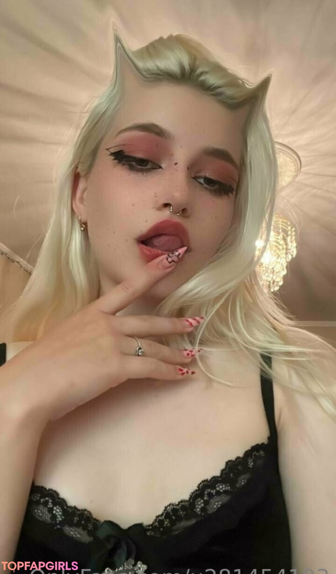 Foto desnuda filtrada de OnlyFans de Llittleeva #44 Foto desnuda filtrada de OnlyFans de Llittleeva #44