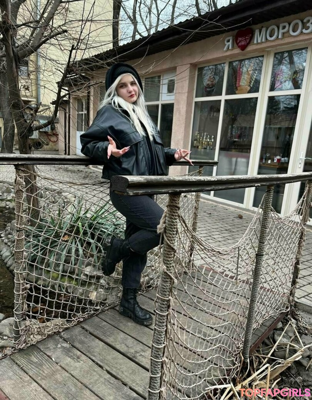 Foto desnuda filtrada de OnlyFans de Llittleeva #56 Foto desnuda filtrada de OnlyFans de Llittleeva #56