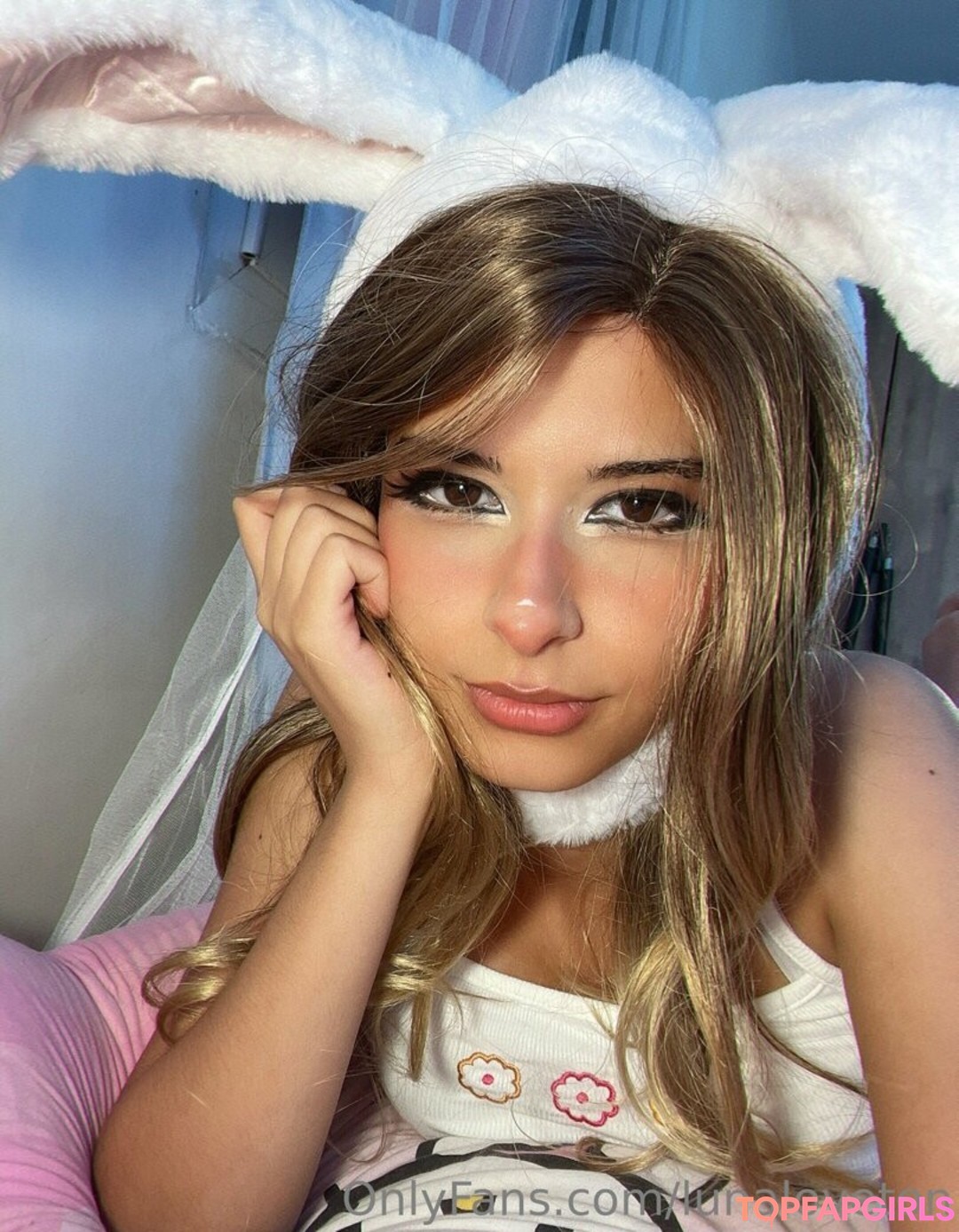 Foto desnuda filtrada de OnlyFans de Lunaloveton #237 Foto desnuda filtrada de OnlyFans de Lunaloveton #237