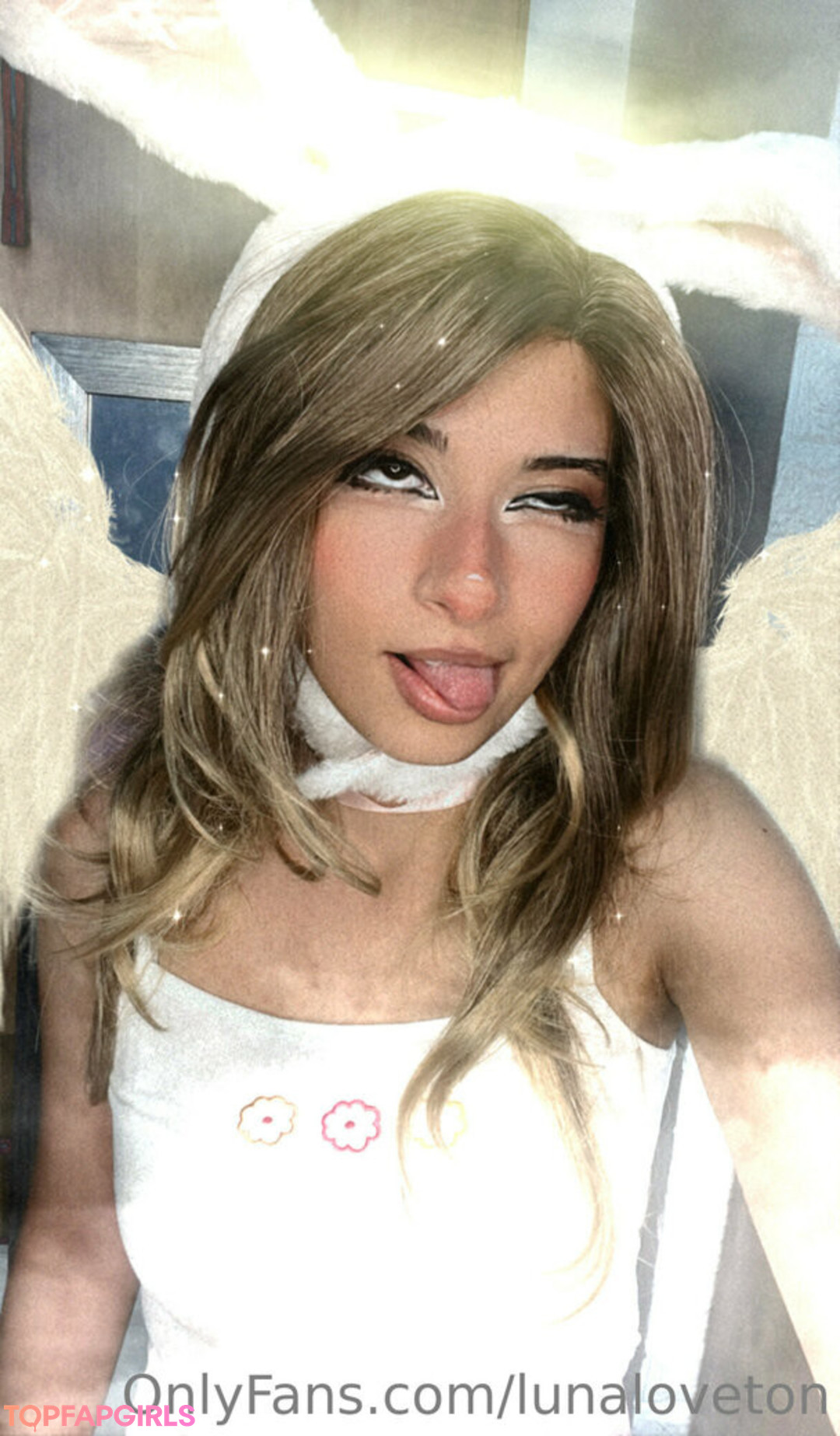 Foto desnuda filtrada de OnlyFans de Lunaloveton #269 Foto desnuda filtrada de OnlyFans de Lunaloveton #269